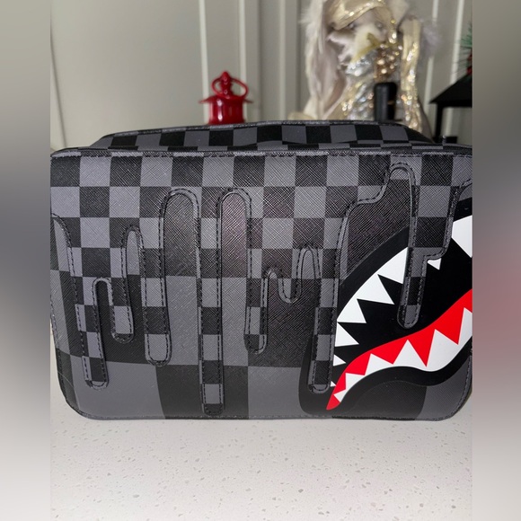 SPRAYGROUND toiletry bag pouch - Picture 2 of 6